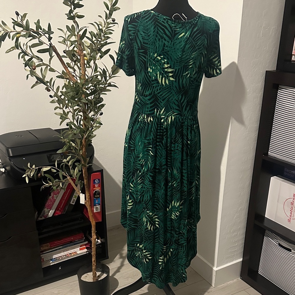 Green Leaf Print Women's Dress - Picture 5 of 6